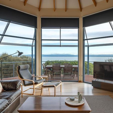 Waterline Holiday Home Coles Bay Esterno foto