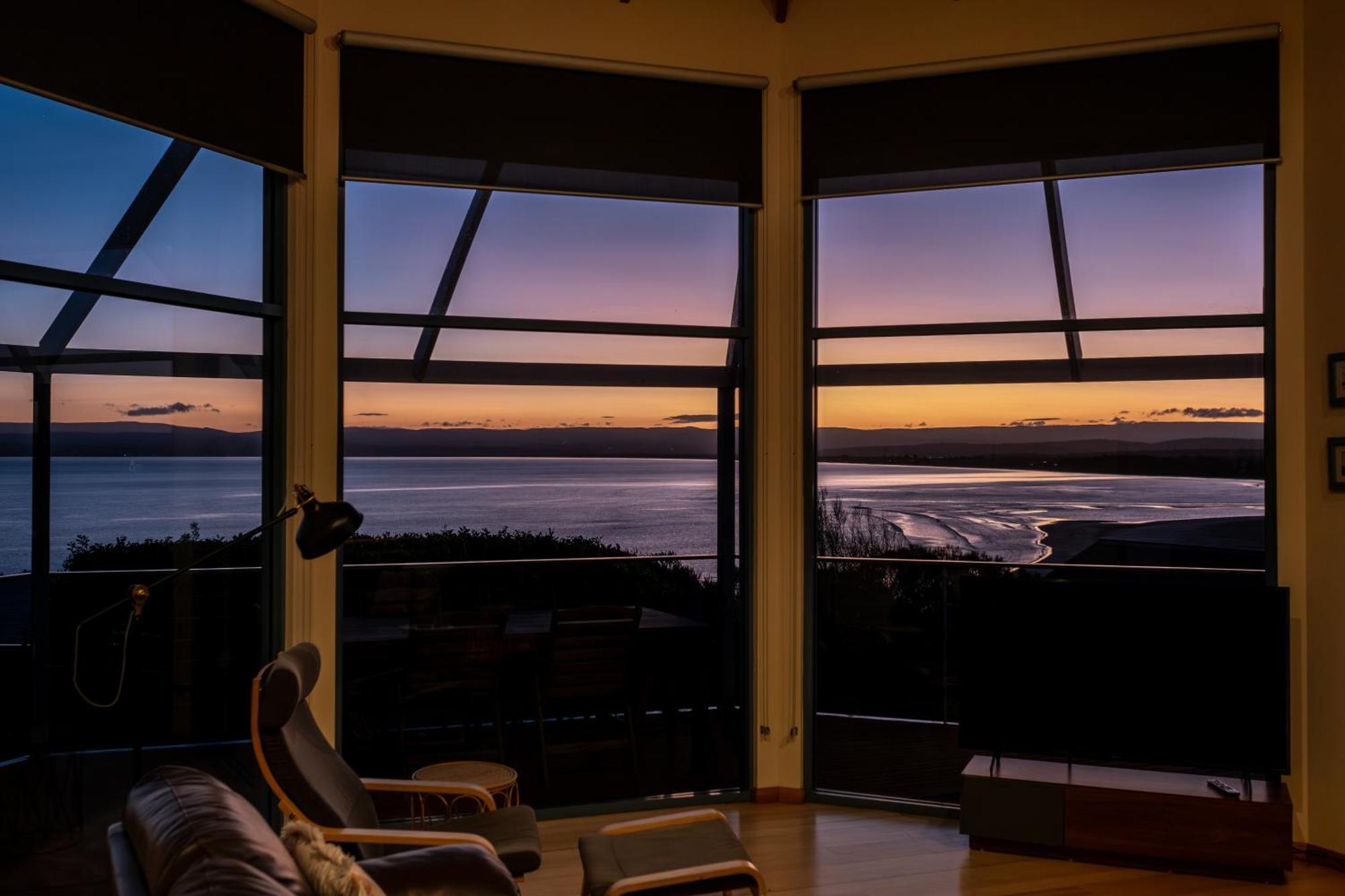 Waterline Holiday Home Coles Bay Esterno foto