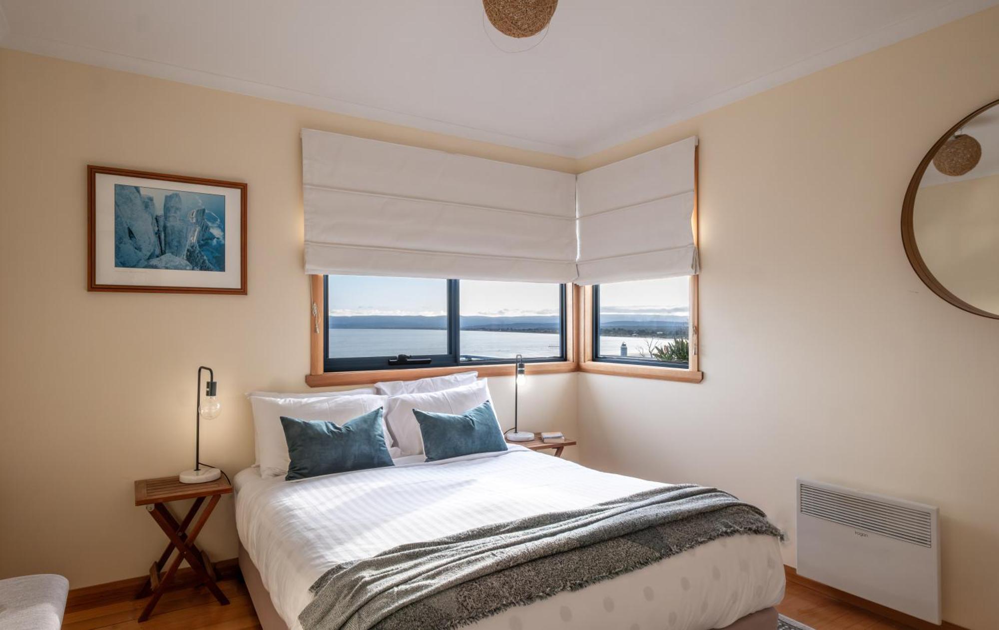 Waterline Holiday Home Coles Bay Esterno foto