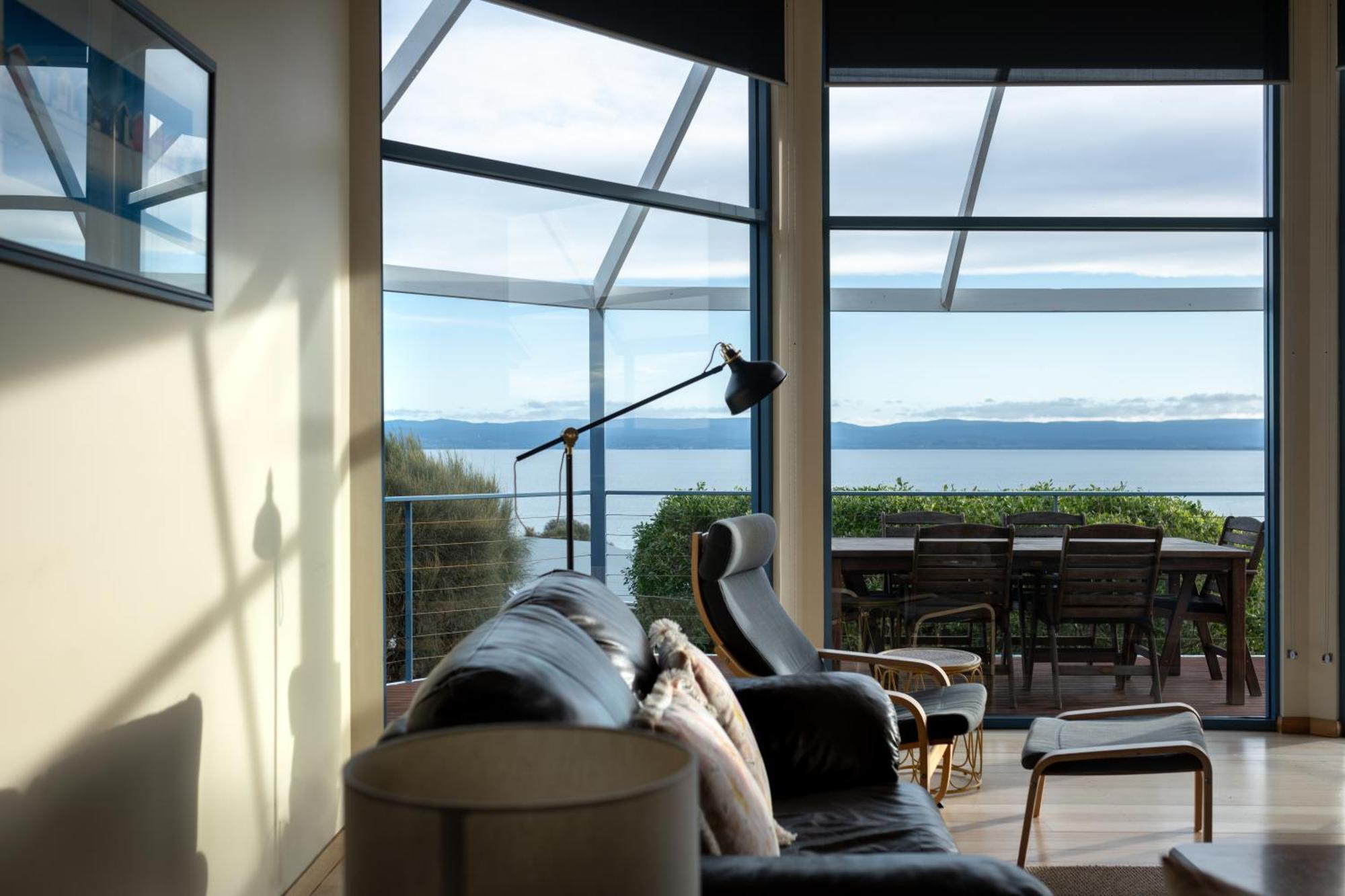 Waterline Holiday Home Coles Bay Esterno foto